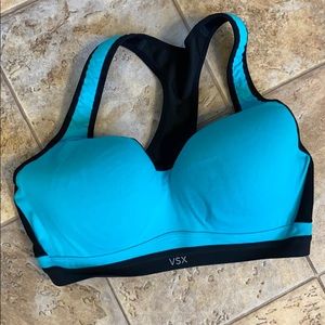 VSX sports bra 36D